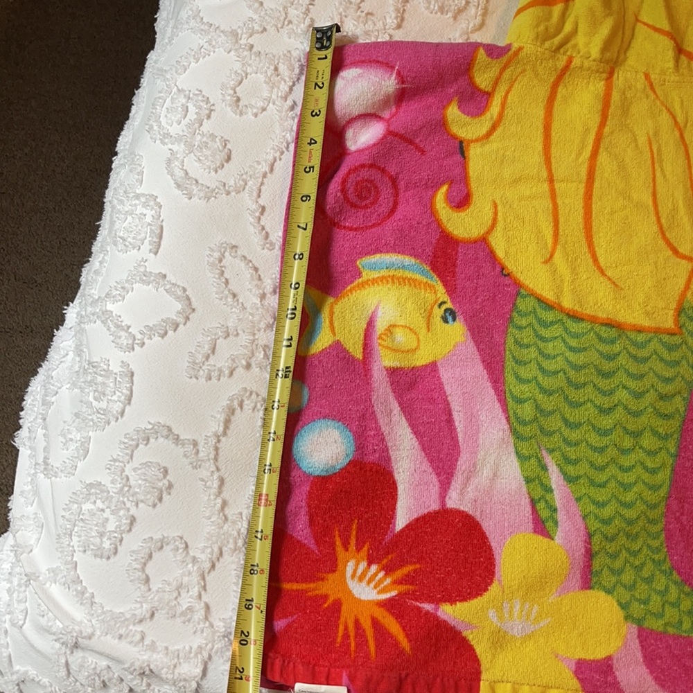 Kids hooded wearable beach towels! - Picture 12 of 13